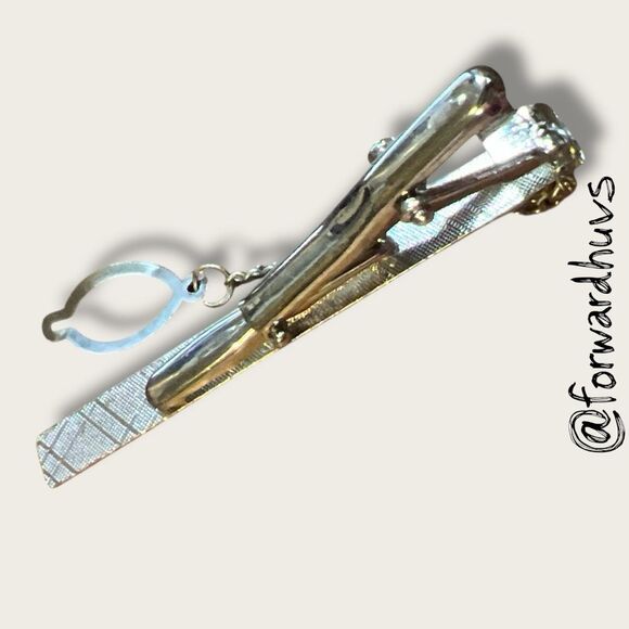 Vintage Silver-Tone Tie Clip – Polished Finish Classic Styling - Picture 4 of 9